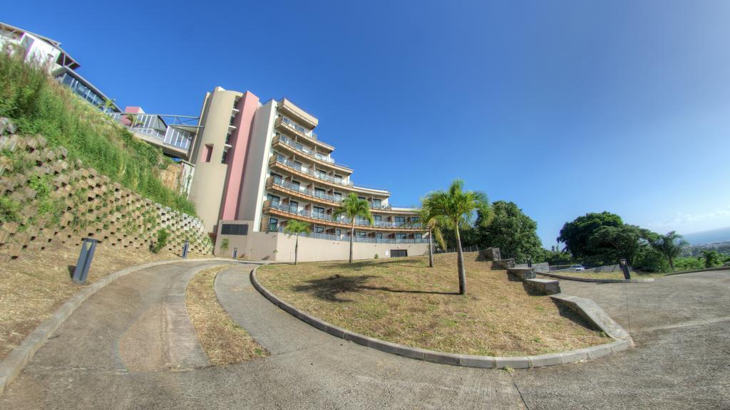 Bellepierre Ξενοδοχείο Σαιν-Ντενί Εξωτερικό φωτογραφία